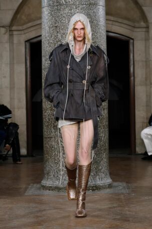 10/38 | KNWLS Spring 2025 | Photo: NOWFASHION.com KNWLS Spring 2025 | Photo: NOWFASHION.com