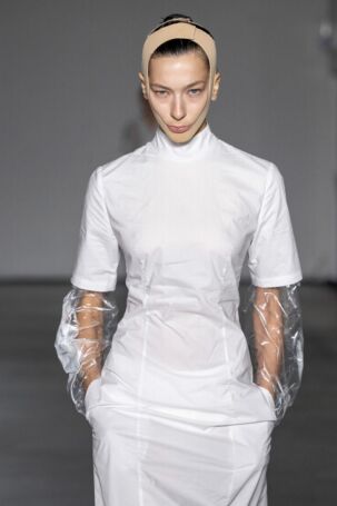 4/46 | Details at Natasha Zinko | Spring 2025 | Courtesy of Natasha Zinko Details at Natasha Zinko | Spring 2025 | Courtesy of Natasha Zinko