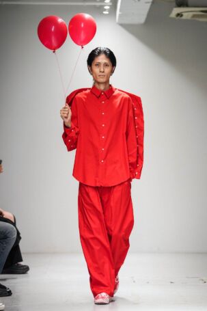 1/19 | MITSURU OKAZAKI Spring 2025 | Courtesy of Japan Fashion Week Organization MITSURU OKAZAKI Spring 2025 | Courtesy of Japan Fashion Week Organization
