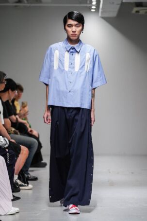 12/19 | MITSURU OKAZAKI Spring 2025 | Courtesy of Japan Fashion Week Organization MITSURU OKAZAKI Spring 2025 | Courtesy of Japan Fashion Week Organization