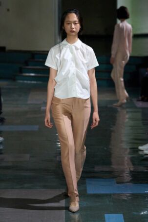 4/41 | pillings Spring 2025 | Photo Credit: JFWO Japan Fashion Week Organization pillings Spring 2025 | Photo Credit: JFWO Japan Fashion Week Organization