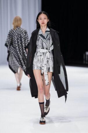 8/38 | WISHARAWISH Spring 2025 | Courtesy of Japan Fashion Week Organization WISHARAWISH Spring 2025 | Courtesy of Japan Fashion Week Organization