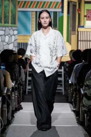 8/34 | yoshiokubo Spring 2025 | Courtesy of Japan Fashion Week Organization yoshiokubo Spring 2025 | Courtesy of Japan Fashion Week Organization