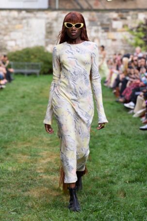 6/37 | Collina Strada Spring 2025 | Photo: Stefania Danese on behalf of GORUNWAY | Courtesy of Collina Strada Collina Strada Spring 2025 | Photo: Stefania Danese on behalf of GORUNWAY | Courtesy of Collina Strada