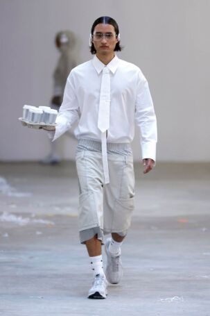 4/31 | Jane Wade Spring 2025 | Photo: NOWFASHION.com Jane Wade Spring 2025 | Photo: NOWFASHION.com