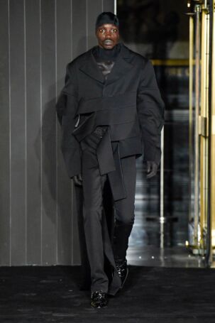 11/53 | LUAR Spring 2025 | Photo: NOWFASHION.com LUAR Spring 2025 | Photo: NOWFASHION.com