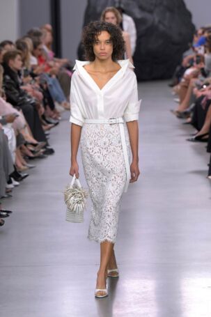 7/67 | Michael Kors Collection Spring 2025 | Photo: NOWFASHION.com Michael Kors Collection Spring 2025 | Photo: NOWFASHION.com