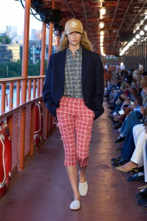 6/63 | Tommy Hilfiger Spring 2025 | Courtesy of Tommy Hilfiger Tommy Hilfiger Spring 2025 | Courtesy of Tommy Hilfiger