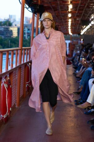 12/63 | Tommy Hilfiger Spring 2025 | Courtesy of Tommy Hilfiger Tommy Hilfiger Spring 2025 | Courtesy of Tommy Hilfiger