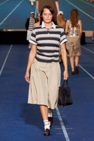 12/37 | Baum und Pferdgarten Spring 2025 | Photo: James Cochrane | Courtesy of Copenhagen Fashion Week Baum und Pferdgarten Spring 2025 | Photo: James Cochrane | Courtesy of Copenhagen Fashion Week