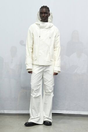 3/20 | Berner Kühl Spring 2025 | Photo: James Cochrane | Courtesy of Copenhagen Fashion Week Berner Kühl Spring 2025 | Photo: James Cochrane | Courtesy of Copenhagen Fashion Week
