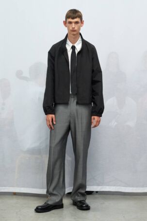 4/20 | Berner Kühl Spring 2025 | Photo: James Cochrane | Courtesy of Copenhagen Fashion Week Berner Kühl Spring 2025 | Photo: James Cochrane | Courtesy of Copenhagen Fashion Week