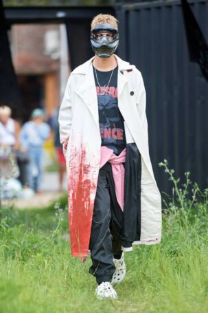 4/29 | Fine Chaos Spring 2025 | Photo: James Cochrane | Courtesy of Copenhagen Fashion Week Fine Chaos Spring 2025 | Photo: James Cochrane | Courtesy of Copenhagen Fashion Week