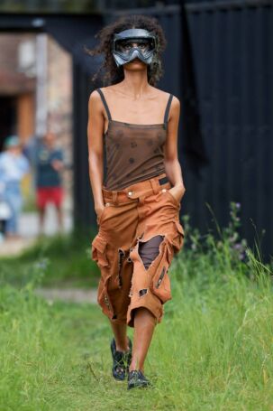 6/29 | Fine Chaos Spring 2025 | Photo: James Cochrane | Courtesy of Copenhagen Fashion Week Fine Chaos Spring 2025 | Photo: James Cochrane | Courtesy of Copenhagen Fashion Week