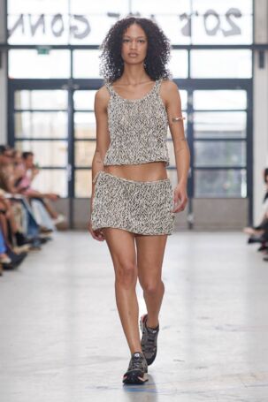 8/32 | Joao Maraschin Spring 2025 | Photo: James Cochrane | Courtesy of Copenhagen Fashion Week Joao Maraschin Spring 2025 | Photo: James Cochrane | Courtesy of Copenhagen Fashion Week