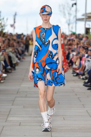 1/30 | Marimekko Spring 2025 | Photo: James Cochrane | Courtesy of Copenhagen Fashion Week Marimekko Spring 2025 | Photo: James Cochrane | Courtesy of Copenhagen Fashion Week