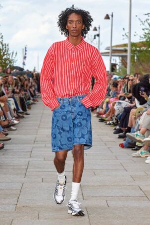 11/30 | Marimekko Spring 2025 | Photo: James Cochrane | Courtesy of Copenhagen Fashion Week Marimekko Spring 2025 | Photo: James Cochrane | Courtesy of Copenhagen Fashion Week