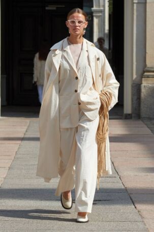 10/31 | MKDT Studio Spring 2025 | Photo: James Cochrane | Courtesy of Copenhagen Fashion Week MKDT Studio Spring 2025 | Photo: James Cochrane | Courtesy of Copenhagen Fashion Week
