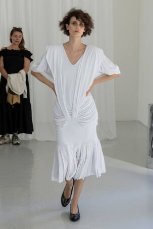 4/76 | Nicklas Skovgaard Spring 2025 | Photo: James Cochrane | Courtesy of Copenhagen Fashion Week Nicklas Skovgaard Spring 2025 | Photo: James Cochrane | Courtesy of Copenhagen Fashion Week