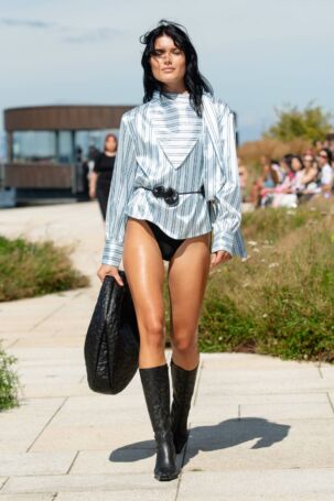 2/25 | OpéraSPORT Spring 2025 | Photo: James Cochrane | Courtesy of Copenhagen Fashion Week OpéraSPORT Spring 2025 | Photo: James Cochrane | Courtesy of Copenhagen Fashion Week