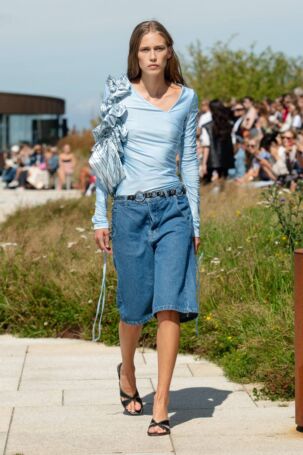 5/25 | OpéraSPORT Spring 2025 | Photo: James Cochrane | Courtesy of Copenhagen Fashion Week OpéraSPORT Spring 2025 | Photo: James Cochrane | Courtesy of Copenhagen Fashion Week