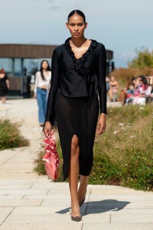 6/25 | OpéraSPORT Spring 2025 | Photo: James Cochrane | Courtesy of Copenhagen Fashion Week OpéraSPORT Spring 2025 | Photo: James Cochrane | Courtesy of Copenhagen Fashion Week