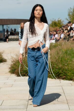 8/25 | OpéraSPORT Spring 2025 | Photo: James Cochrane | Courtesy of Copenhagen Fashion Week OpéraSPORT Spring 2025 | Photo: James Cochrane | Courtesy of Copenhagen Fashion Week