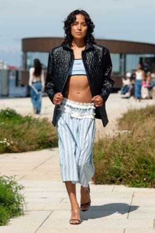 10/25 | OpéraSPORT Spring 2025 | Photo: James Cochrane | Courtesy of Copenhagen Fashion Week OpéraSPORT Spring 2025 | Photo: James Cochrane | Courtesy of Copenhagen Fashion Week
