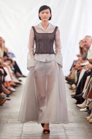 8/26 | Remain Spring 2025 | Photo: James Cochrane | Courtesy of Copenhagen Fashion Week Remain Spring 2025 | Photo: James Cochrane | Courtesy of Copenhagen Fashion Week
