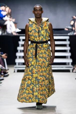 1/27 | Rolf Ekroth Spring 2025 | Photo: James Cochrane | Courtesy of Copenhagen Fashion Week Rolf Ekroth Spring 2025 | Photo: James Cochrane | Courtesy of Copenhagen Fashion Week
