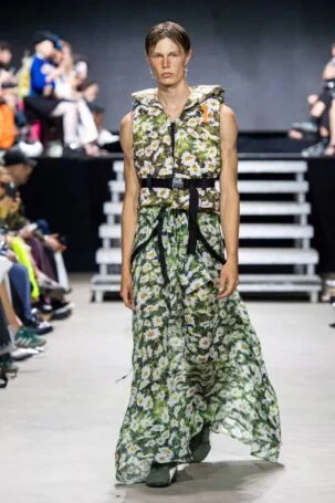 2/27 | Rolf Ekroth Spring 2025 | Photo: James Cochrane | Courtesy of Copenhagen Fashion Week Rolf Ekroth Spring 2025 | Photo: James Cochrane | Courtesy of Copenhagen Fashion Week