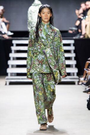 8/27 | Rolf Ekroth Spring 2025 | Photo: James Cochrane | Courtesy of Copenhagen Fashion Week Rolf Ekroth Spring 2025 | Photo: James Cochrane | Courtesy of Copenhagen Fashion Week