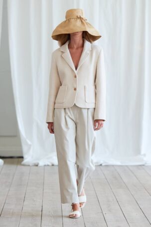 6/30 | Skall Studio Spring 2025 | Photo: James Cochrane | Courtesy of Copenhagen Fashion Week Skall Studio Spring 2025 | Photo: James Cochrane | Courtesy of Copenhagen Fashion Week