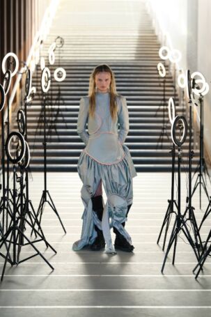 9/12 | Sól Hansdóttir Spring 2025 | Photo: James Cochrane | Courtesy of Copenhagen Fashion Week Sól Hansdóttir Spring 2025 | Photo: James Cochrane | Courtesy of Copenhagen Fashion Week