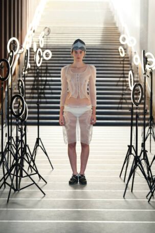 12/12 | Sól Hansdóttir Spring 2025 | Photo: James Cochrane | Courtesy of Copenhagen Fashion Week Sól Hansdóttir Spring 2025 | Photo: James Cochrane | Courtesy of Copenhagen Fashion Week