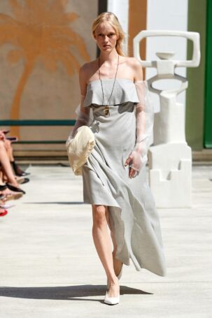1/26 | The Garment Spring 2025 | Photo: James Cochrane | Courtesy of Copenhagen Fashion Week The Garment Spring 2025 | Photo: James Cochrane | Courtesy of Copenhagen Fashion Week