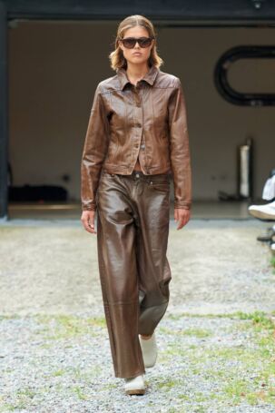 5/20 | Won Hundred Spring 2025 | Photo: James Cochrane | Courtesy of Copenhagen Fashion Week Won Hundred Spring 2025 | Photo: James Cochrane | Courtesy of Copenhagen Fashion Week