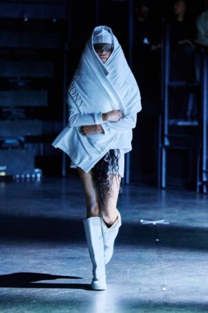 1/29 | Anonymous Club Spring 2025 | Photo: Finnegan Koichi Godenschweger | Courtesy of Berlin Fashion Week Anonymous Club Spring 2025 | Photo: Finnegan Koichi Godenschweger | Courtesy of Berlin Fashion Week