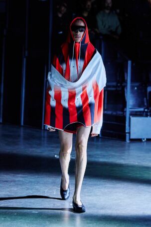 10/29 | Anonymous Club Spring 2025 | Photo: Finnegan Koichi Godenschweger | Courtesy of Berlin Fashion Week Anonymous Club Spring 2025 | Photo: Finnegan Koichi Godenschweger | Courtesy of Berlin Fashion Week