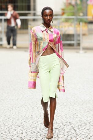 2/39 | Avenir Spring 2025 | Photo: Boris Marberg | Courtesy of Berlin Fashion Week Avenir Spring 2025 | Photo: Boris Marberg | Courtesy of Berlin Fashion Week