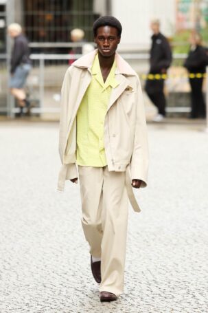 3/39 | Avenir Spring 2025 | Photo: Boris Marberg | Courtesy of Berlin Fashion Week Avenir Spring 2025 | Photo: Boris Marberg | Courtesy of Berlin Fashion Week