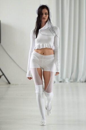 3/27 | Clara Colette Miramon Spring 2025 | Photo: Andrew Thomas | Courtesy of Berlin Fashion Week Clara Colette Miramon Spring 2025 | Photo: Andrew Thomas | Courtesy of Berlin Fashion Week