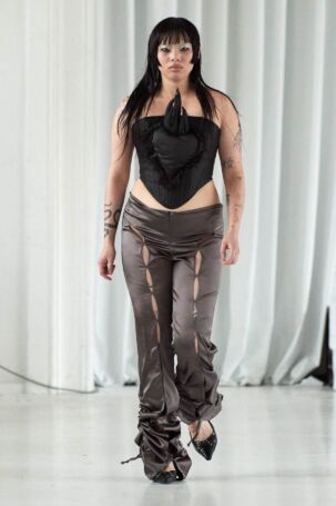 8/27 | Clara Colette Miramon Spring 2025 | Photo: Andrew Thomas | Courtesy of Berlin Fashion Week Clara Colette Miramon Spring 2025 | Photo: Andrew Thomas | Courtesy of Berlin Fashion Week
