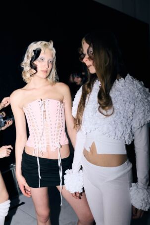 4/27 | Clara Colette Miramon Spring 2025 Backstage | Photo: Anasteisha Danger | Courtesy of Berlin Fashion Week Clara Colette Miramon Spring 2025 Backstage | Photo: Anasteisha Danger | Courtesy of Berlin Fashion Week