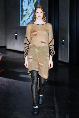 9/24 | Claudia Skoda Spring 2025 | Photo: Finnegan Koichi Godenschweger | Courtesy of Berlin Fashion Week Claudia Skoda Spring 2025 | Photo: Finnegan Koichi Godenschweger | Courtesy of Berlin Fashion Week