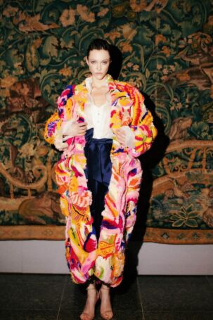 12/15 | Dawid Tomasewki Spring 2025 | Photo: Suzana Holtgrave | Courtesy of Berlin Fashion Week Dawid Tomasewki Spring 2025 | Photo: Suzana Holtgrave | Courtesy of Berlin Fashion Week