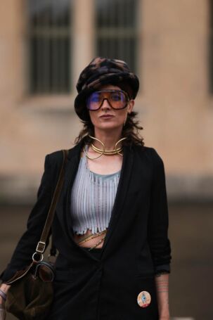 8/42 | Haderlump Spring 2025 Street Style | Photo: Jeremy Moeller | Courtesy of Berlin Fashion Week Haderlump Spring 2025 Street Style | Photo: Jeremy Moeller | Courtesy of Berlin Fashion Week