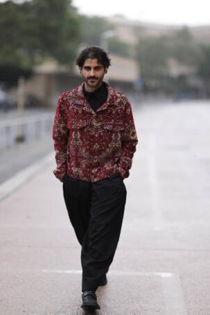 12/42 | Haderlump Spring 2025 Street Style | Photo: Jeremy Moeller | Courtesy of Berlin Fashion Week Haderlump Spring 2025 Street Style | Photo: Jeremy Moeller | Courtesy of Berlin Fashion Week