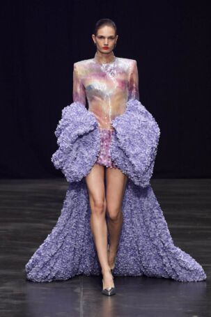 11/55 | Kilian Kerner Spring 2025 | Photo: Andrew Thomas | Courtesy of Berlin Fashion Week Kilian Kerner Spring 2025 | Photo: Andrew Thomas | Courtesy of Berlin Fashion Week