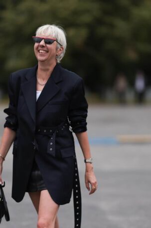 8/18 | LUEDER Spring 2025 Street Style | Photo: Jeremy Moeller | Courtesy of Berlin Fashion Week LUEDER Spring 2025 Street Style | Photo: Jeremy Moeller | Courtesy of Berlin Fashion Week